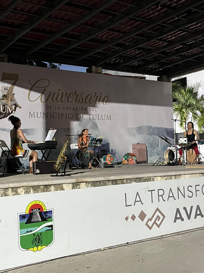 sinTIno plaza dos aguas tulum